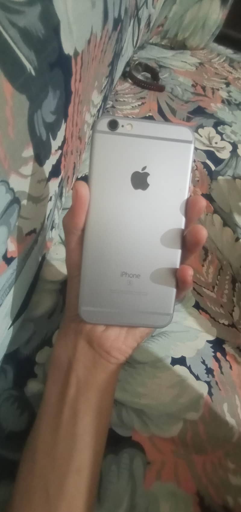Apple iPhone 6S 3