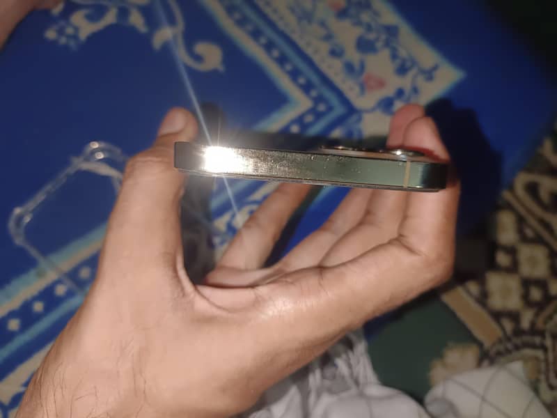 Apple iPhone 12 Pro Max 1