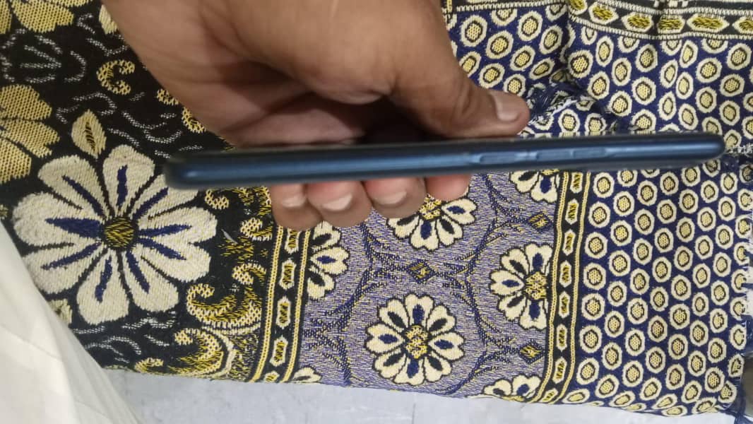 Tecno camon 17 1