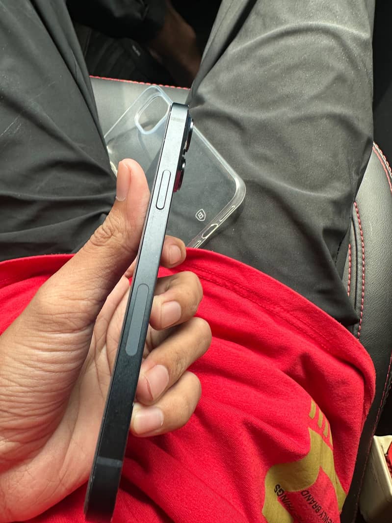 Apple iPhone 14 plus 4