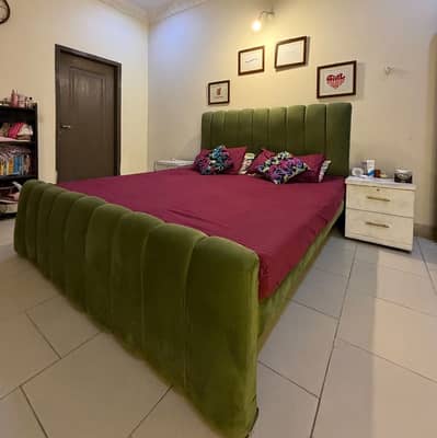 King size bed with side tables, dressing table and mattress