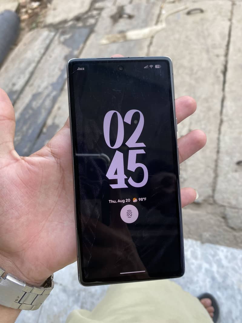 Google Pixel 7a 5