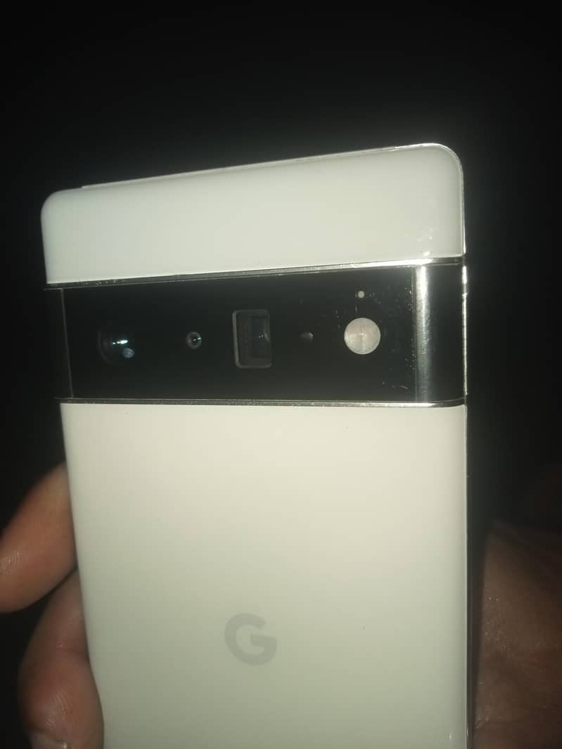 Google Pixel 6 Pro 2