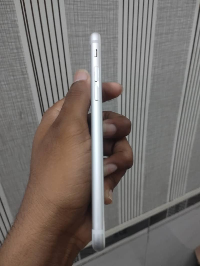 Apple iPhone 6S 2