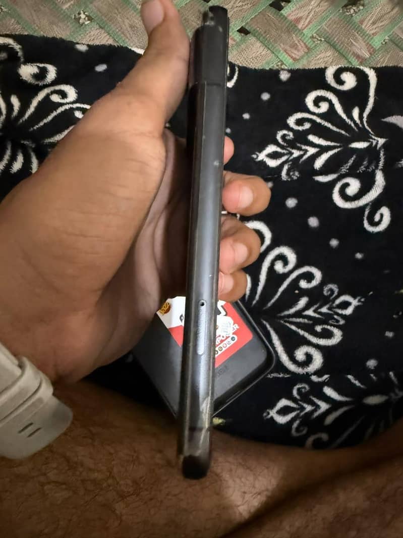 Google Pixel 8 2