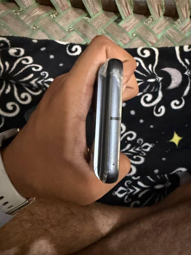 Google Pixel 8 3