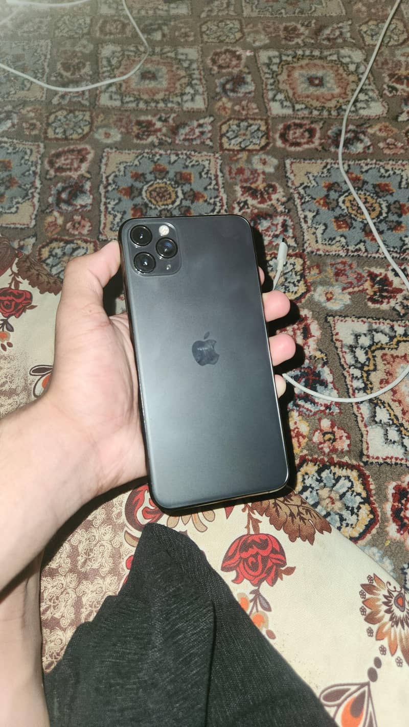 Apple iPhone 11 Pro Max 0