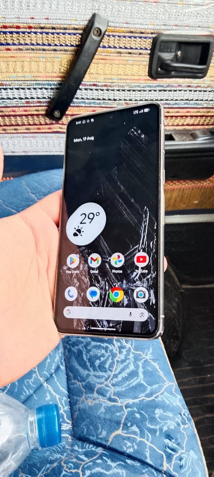 Google Pixel 8 Pro 2
