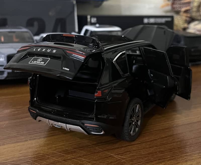 Various diecasts collection 15