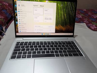 personal HP probook 445 G8 16/512GG SSD dedicated graphic card