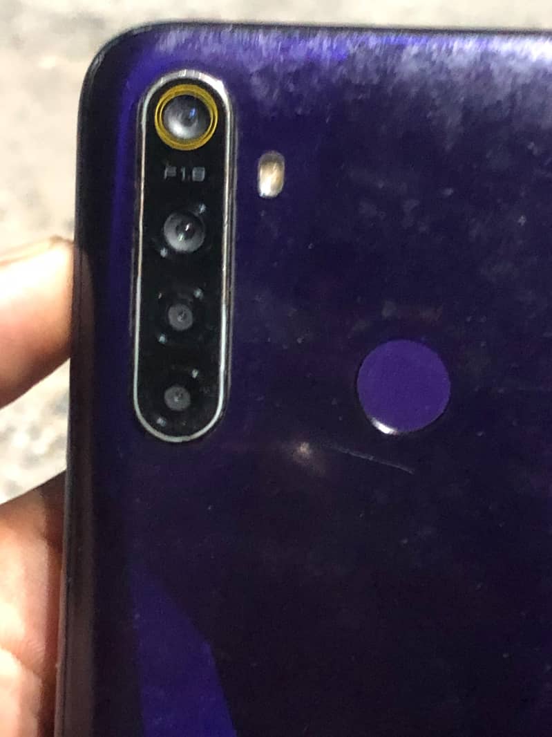 Realme 5 4