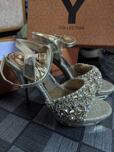 pencil heels foot wear for sale