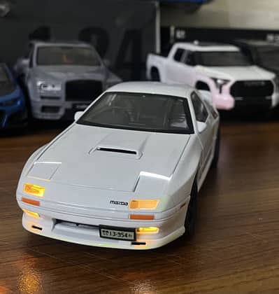 1:24 diecasts