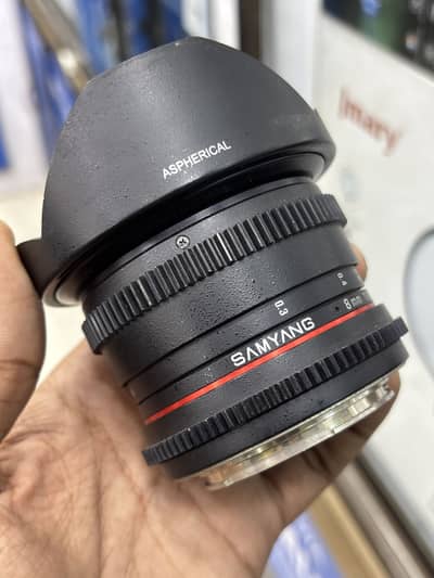 Samyang 8mm T/3.1 Lens - in good condition