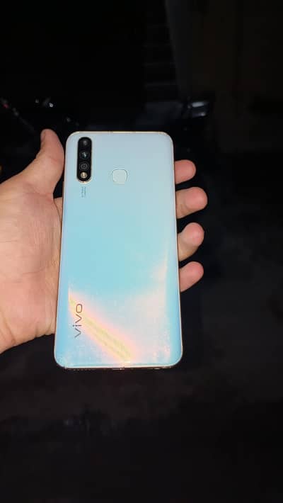 vivo y19