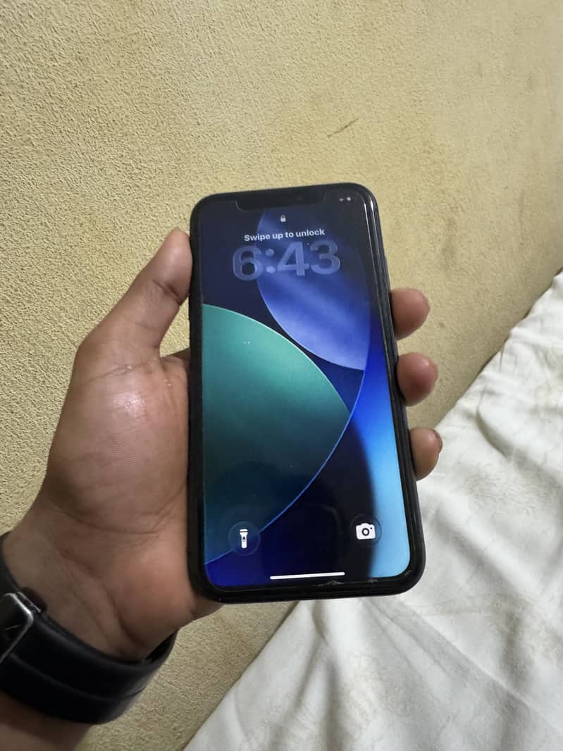 Apple iPhone 11 3