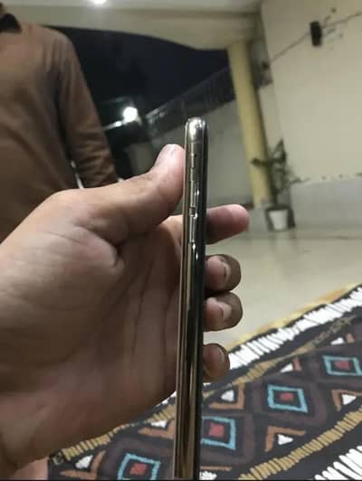 Apple iPhone XS