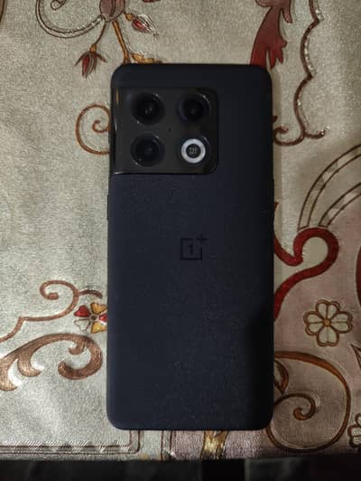 One Plus 10 Pro