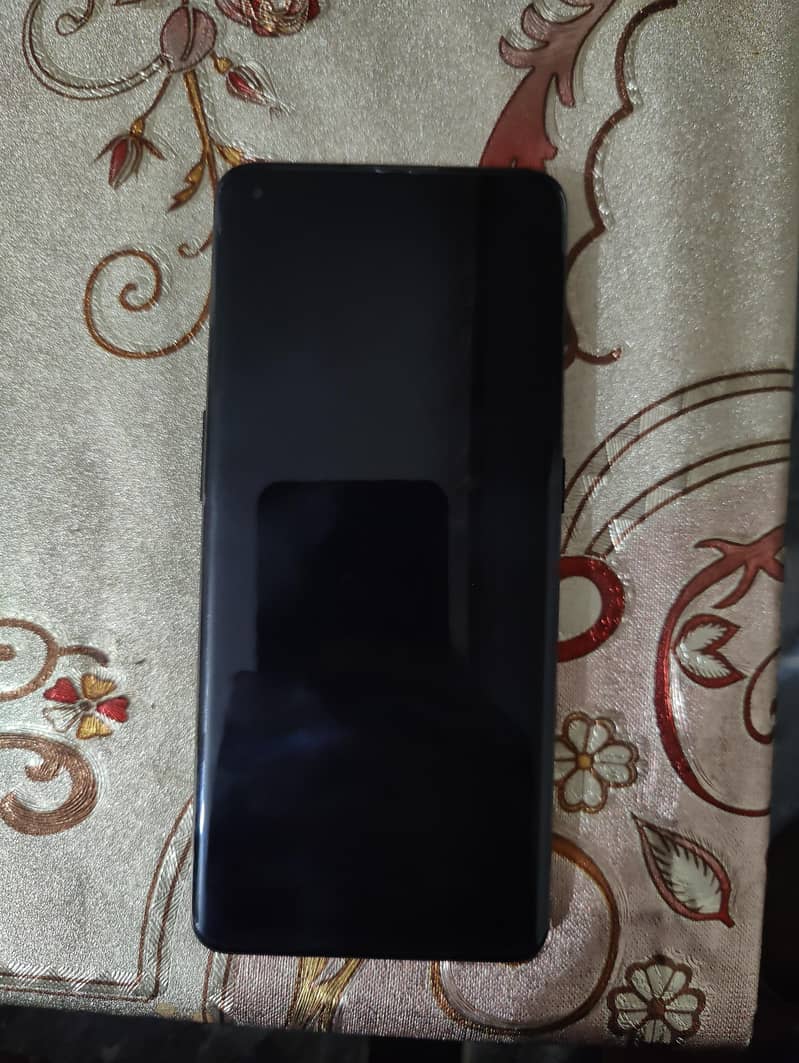 One Plus 10 Pro 1