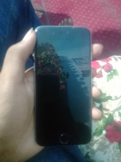 Apple iPhone 6S