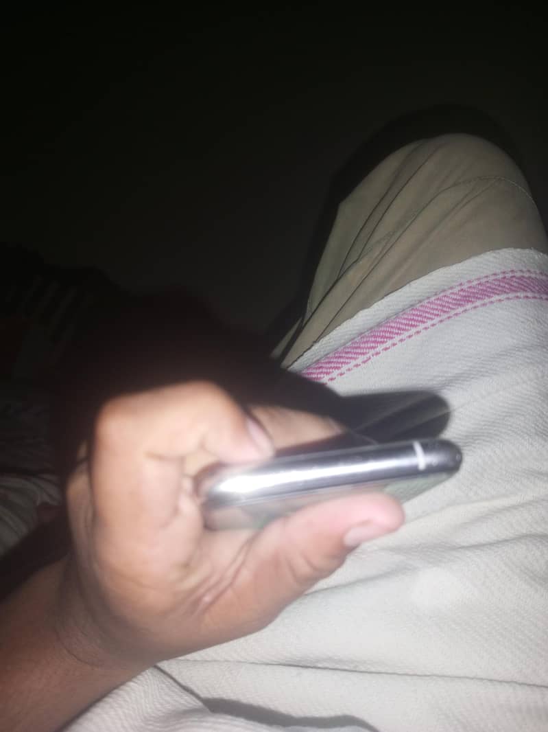 Apple iPhone 11 Pro 0