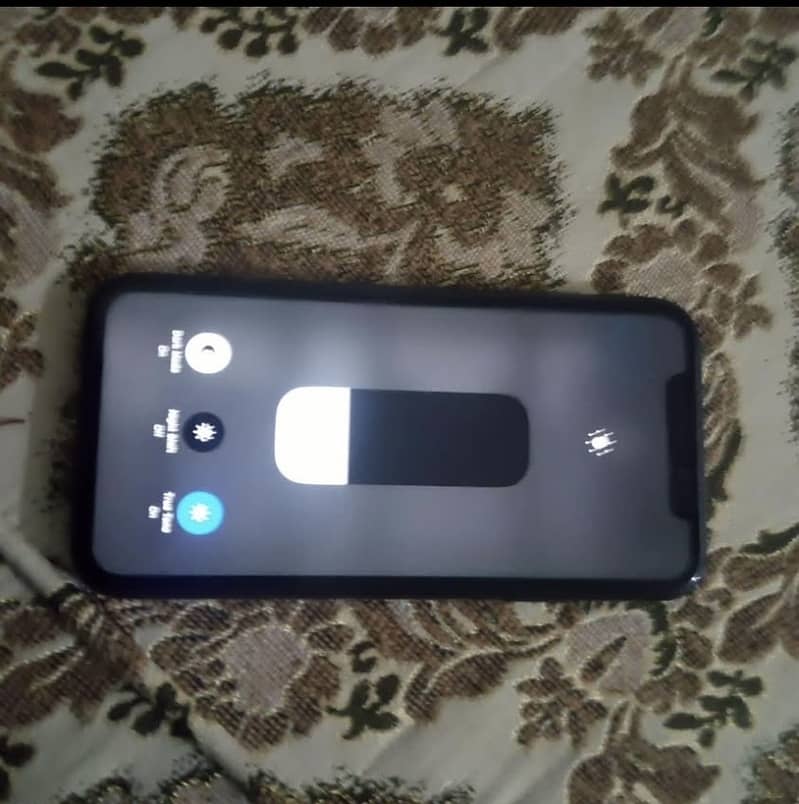 Apple iPhone 11 2