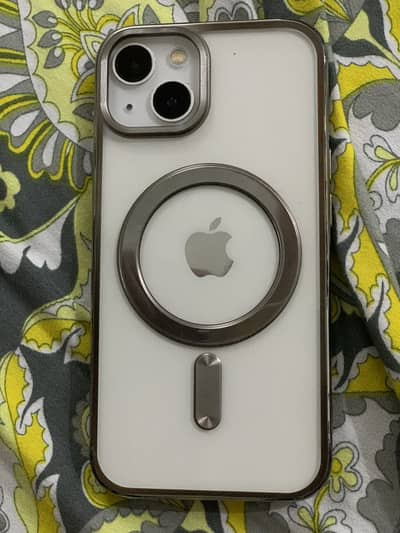 Apple iPhone 13