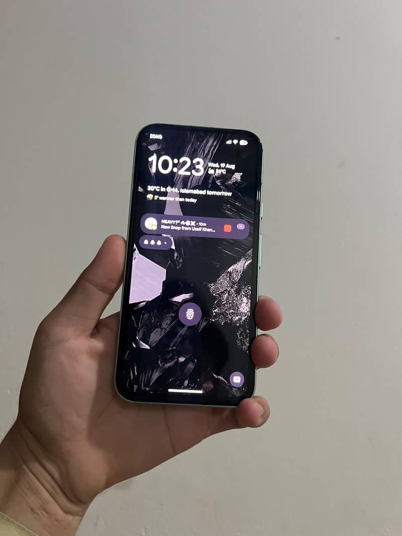 Google Pixel 8a 4