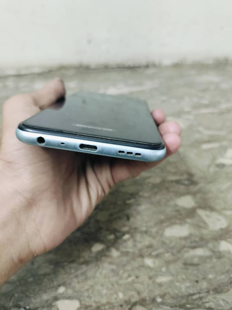 OPPO A76 4