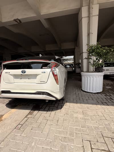 Toyota Prius 2017