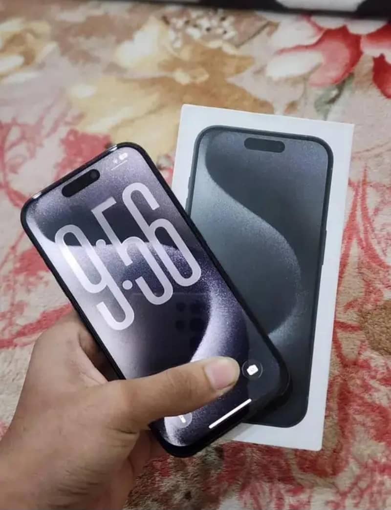 Apple iPhone 15 Pro 0
