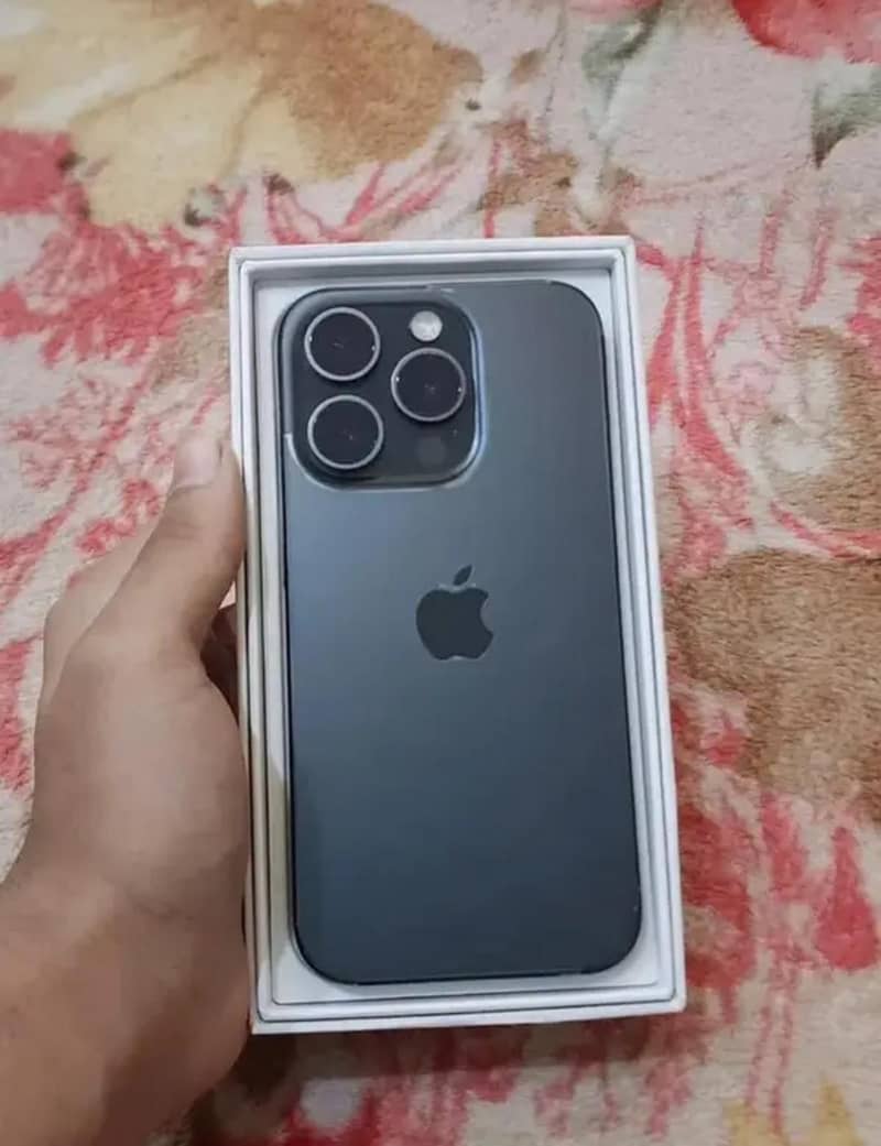 Apple iPhone 15 Pro 1