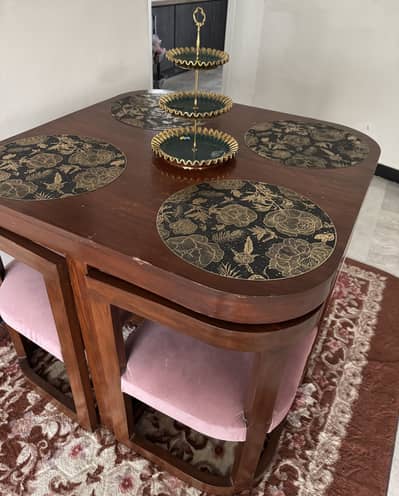 Compact 4 person dinning table and chairs