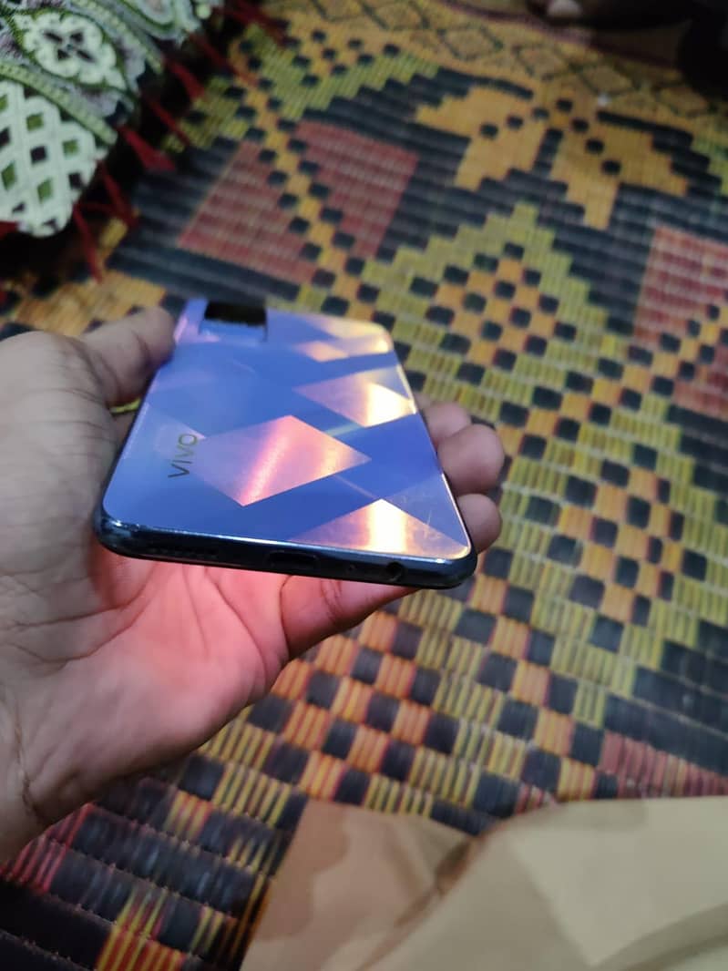 Vivo V21e 4