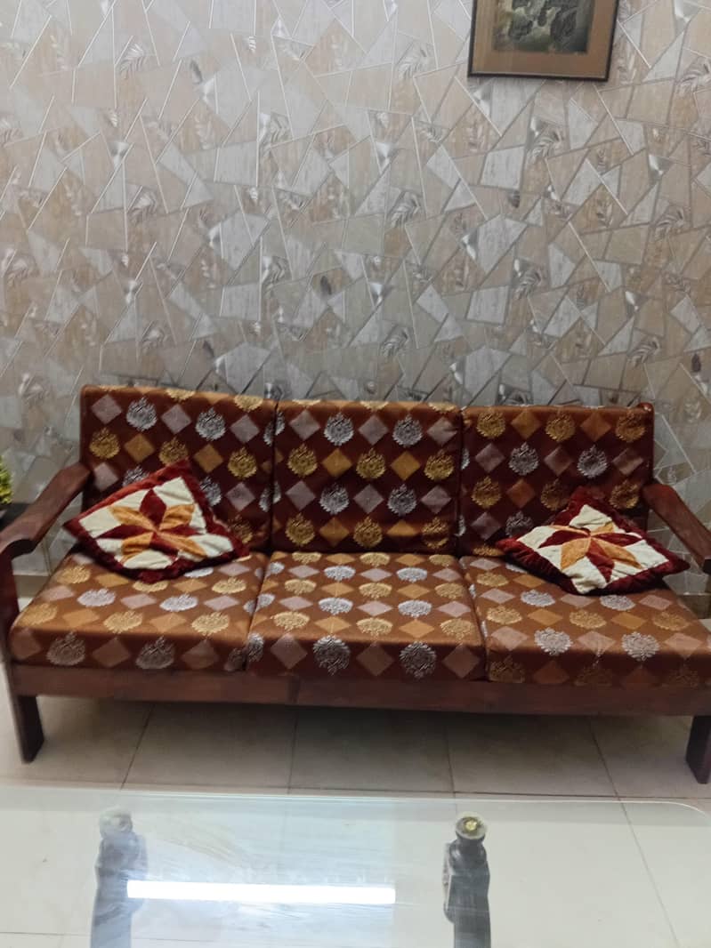 Solid wood sofa 0