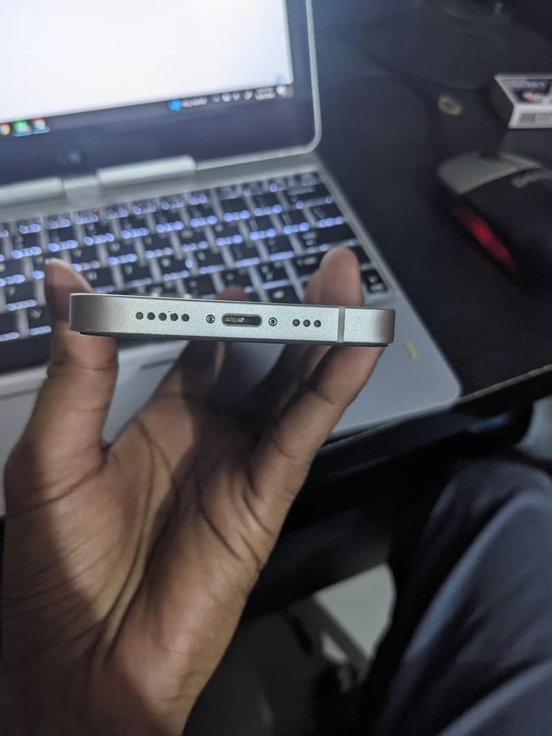 Apple iPhone 14 2