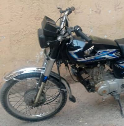Model 2018 Urgent Sale