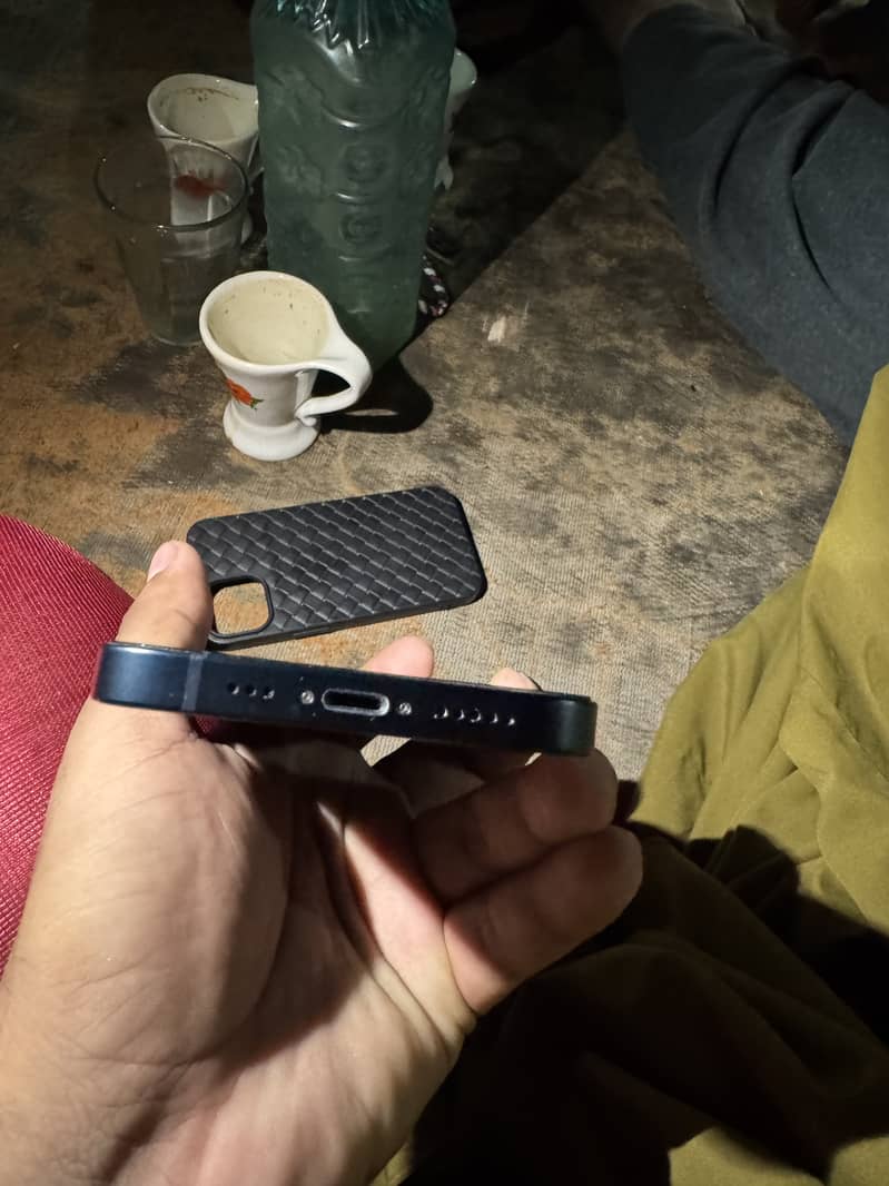 Apple iPhone 14 5
