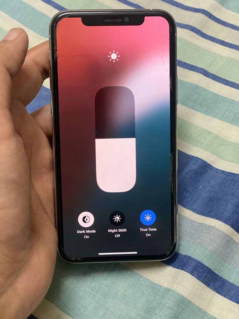 Apple iPhone 11 Pro 2