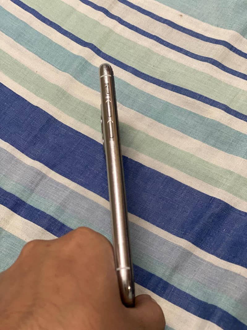 Apple iPhone 11 Pro 5