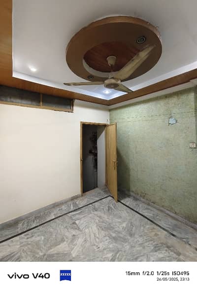 700 Square Feet House In Taramrri Is Available For Rent