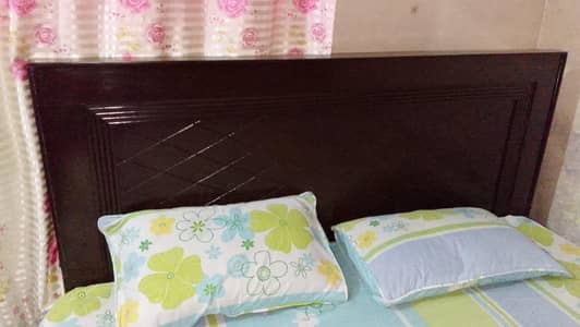 new bed in very reasonable price condition 10/10
