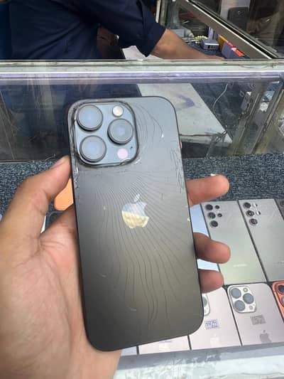 Apple iPhone 16 Pro