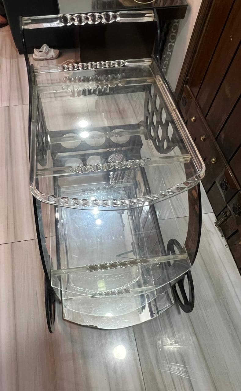 Tea serving trolley 1