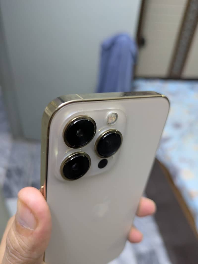 Apple iPhone 13 Pro 3