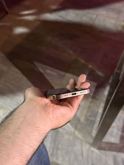 Apple iPhone 16 Pro JV