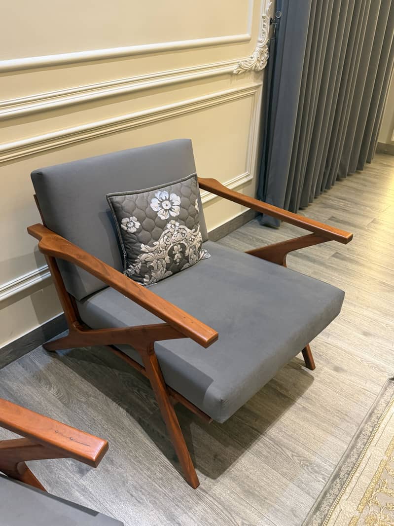 2 seater sofa 1
