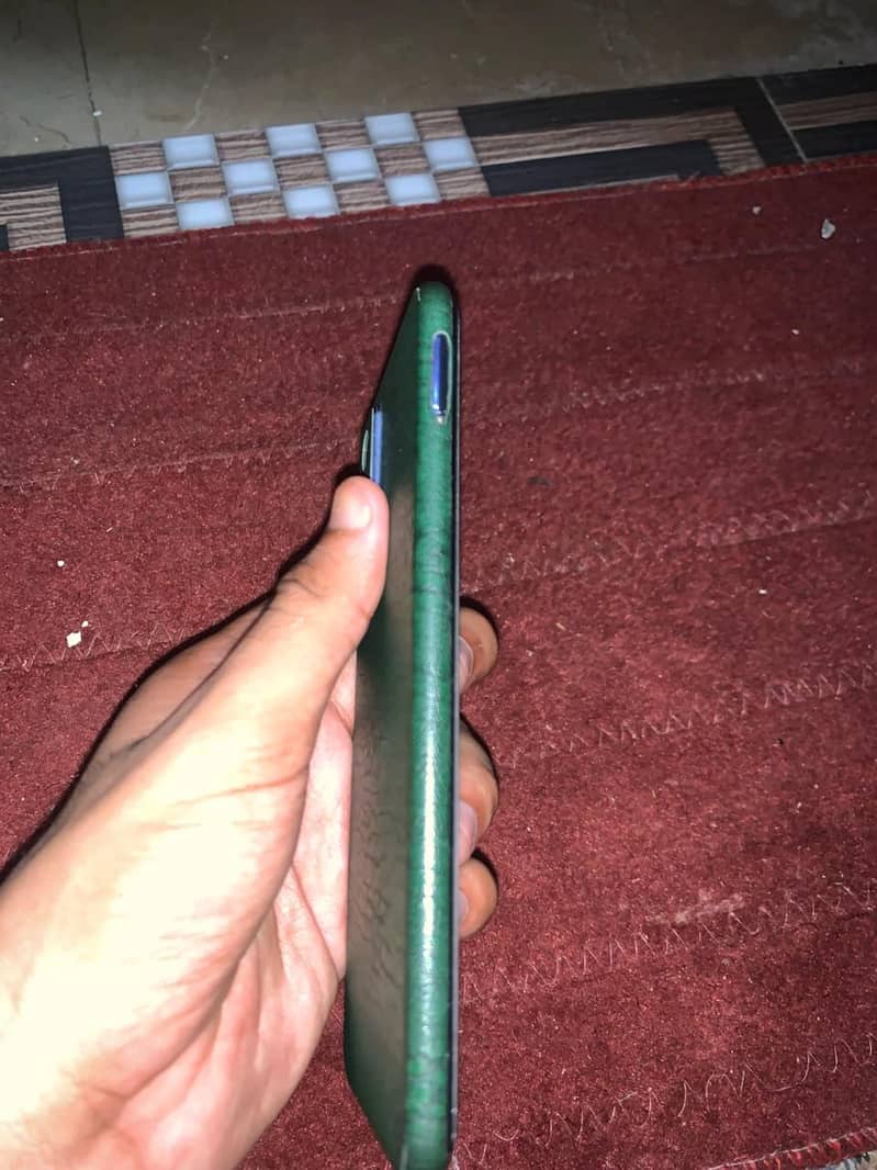 Vivo V21 0