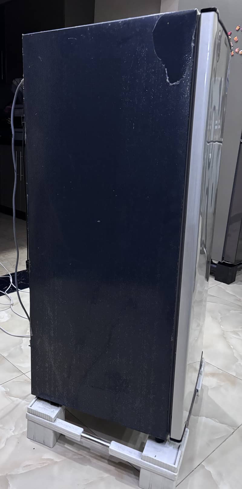 Dawlance mini fridge 6
