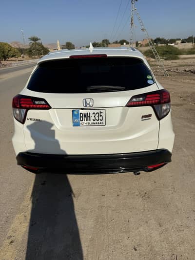 Honda Vezel 2016